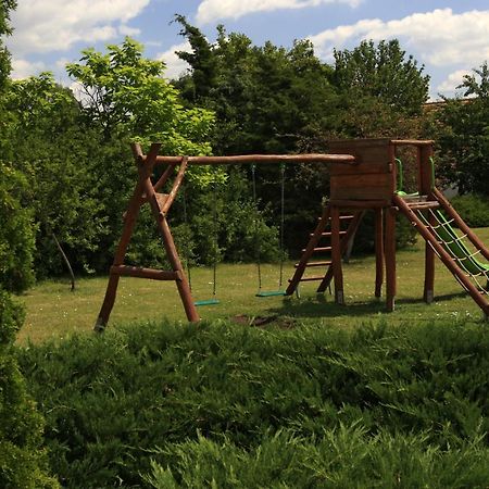 Teleki-Degenfeld Kastelyszallo Szirák Bekvämligheter bild